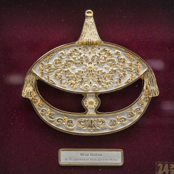 [482] Wau Bulan (Gold) (10