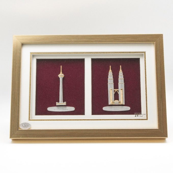 [643] KL Tower & Twin Towers (Gold) (13" x 9" inches)