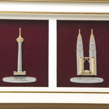 [643] KL Tower & Twin Towers (Gold) (13