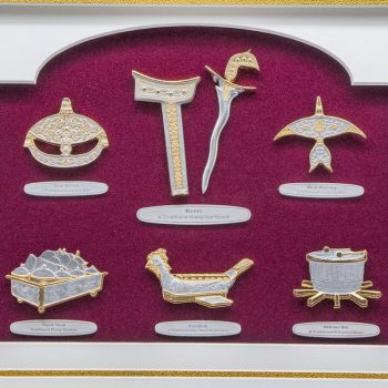 [651] Wau Bulan, Keris, Wau Kucing, Tepak Sireh, Congkak & Rebana Ubi (Gold) (13