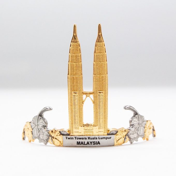 [587G] Twin Towers (Gold)