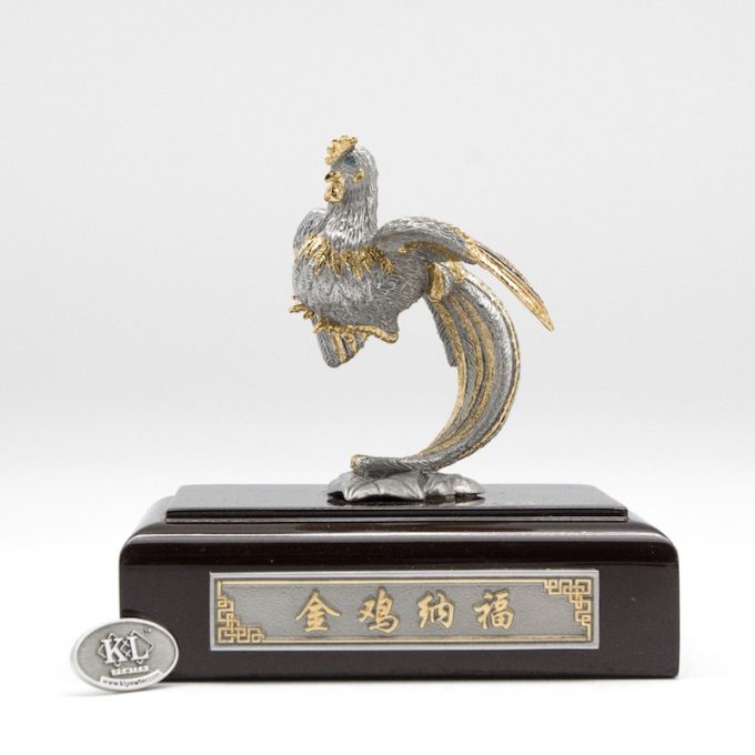 [812] Rooster (Gold) (Wood Base)