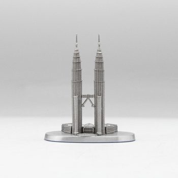 [848] Twin Towers (S) (3' 1/2
