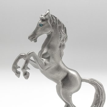 [132] Horse (Round Base) (M)