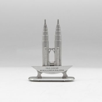 [473] Twin Towers (M)