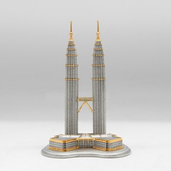 [713G] Twin Towers (Gold) (L) (5' 3