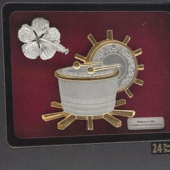 [683] Rebana Ubi & Bunga Raya (Gold)