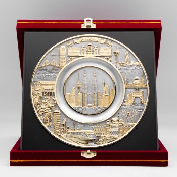 875g-8inch-kl-design-gold-plated-plate-10x10-velvet-box