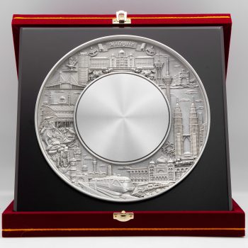 878-9inch-kl-design-plate-12x12-velvet-box