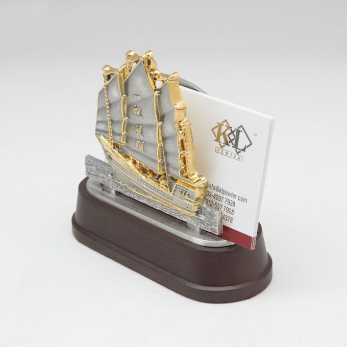 [917G] Sailing Boat (Gold)