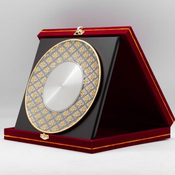 921g-8inch-songket-gold-plated-plate-10x10-velvet-box-side