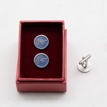 1066b-bunga-raya-blue-cufflink-packaging
